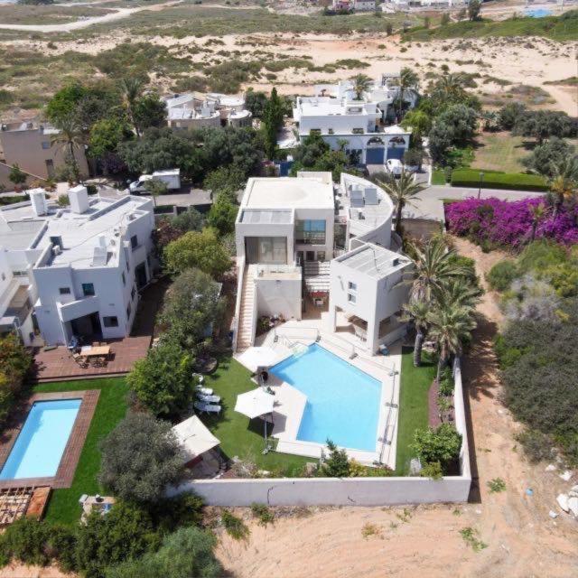Villa Sky Garden Caesarea Buitenkant foto
